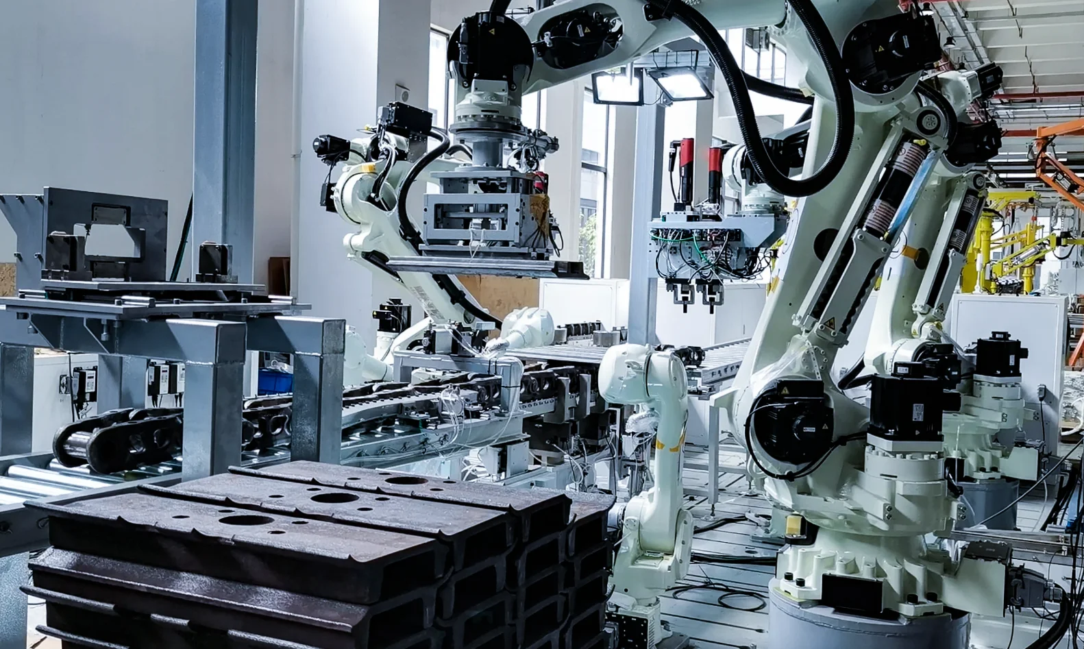 Wie funktioniert intelligente robotergestützte Maschinenbeladung?