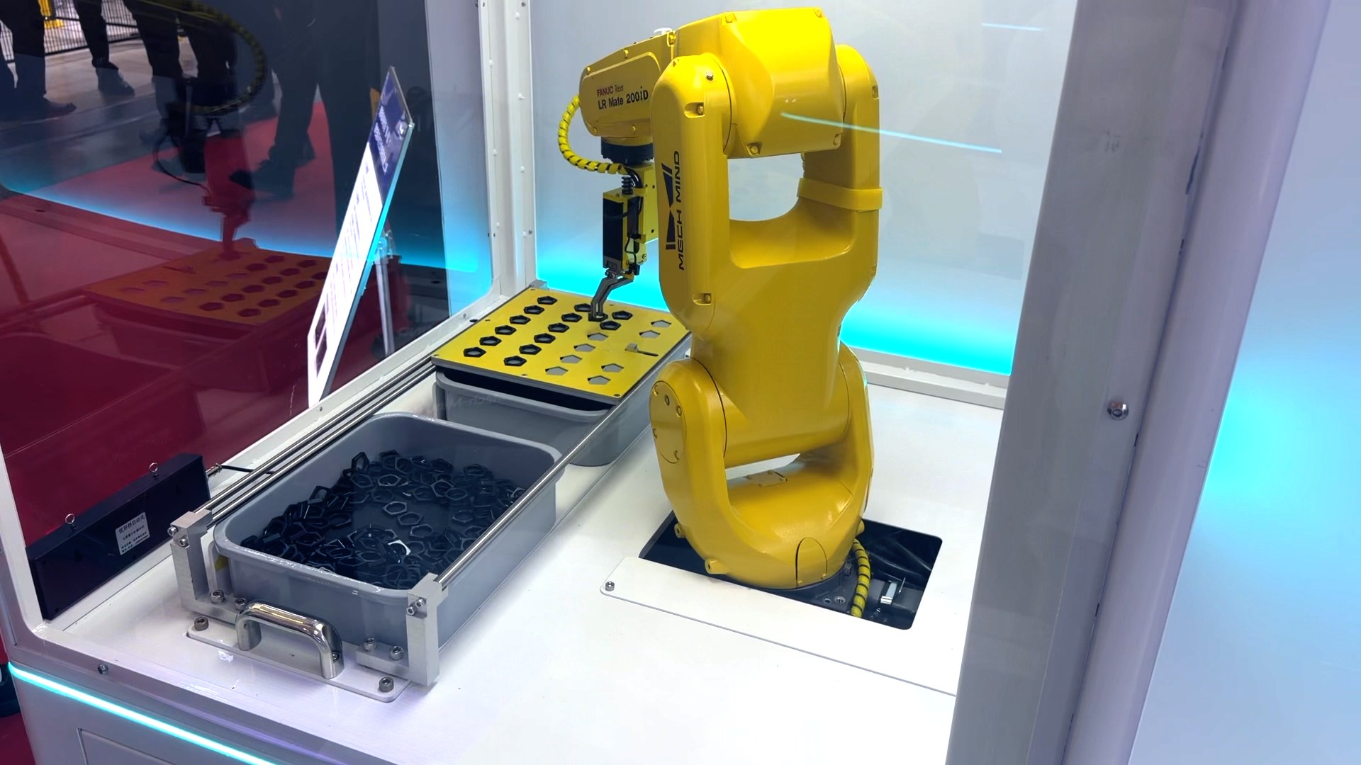 General-Purpose “Eye + Brain” for Robots: High Speed Bin Picking of Pentagonal Nuts